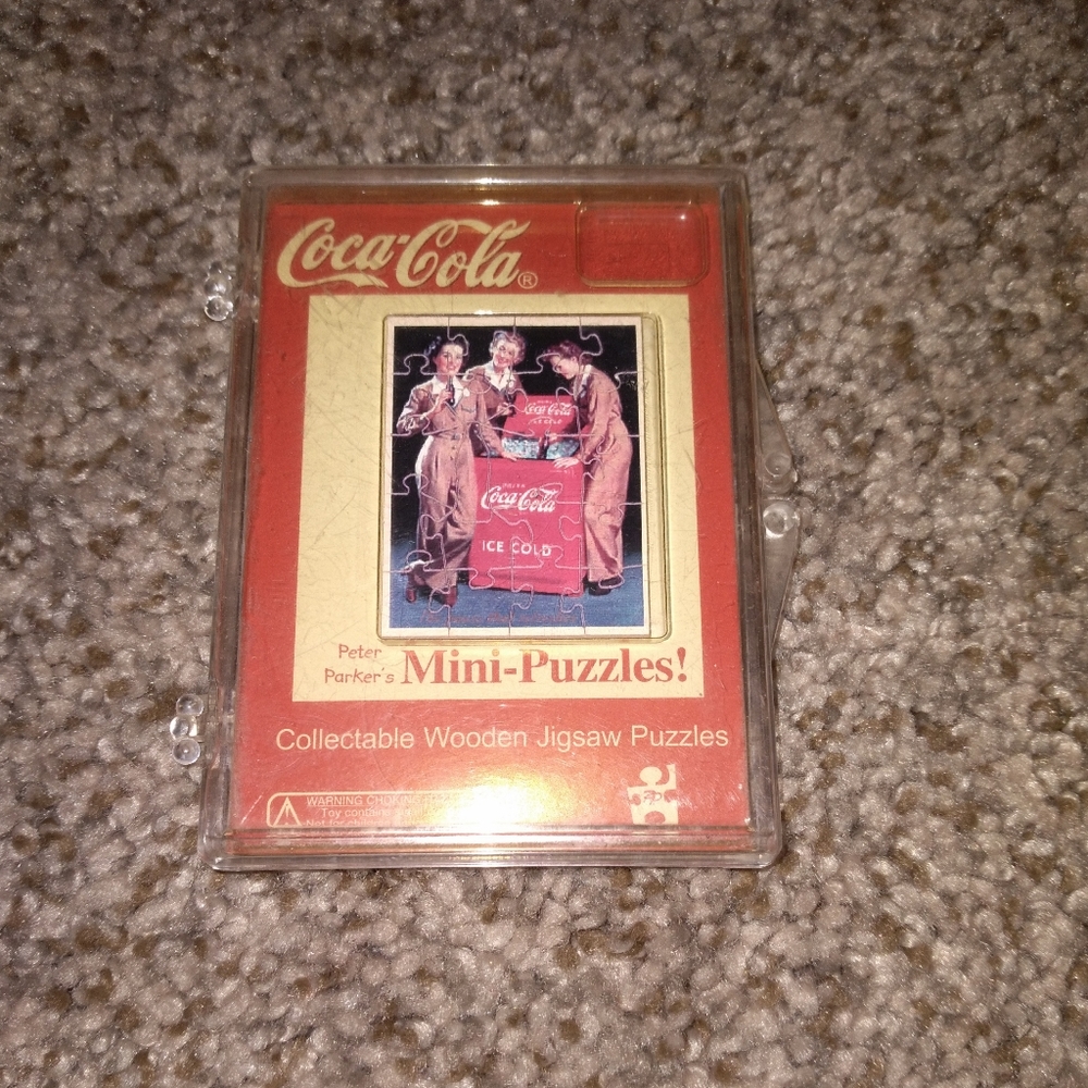 Set of 2 wooden jigsaw puzzles